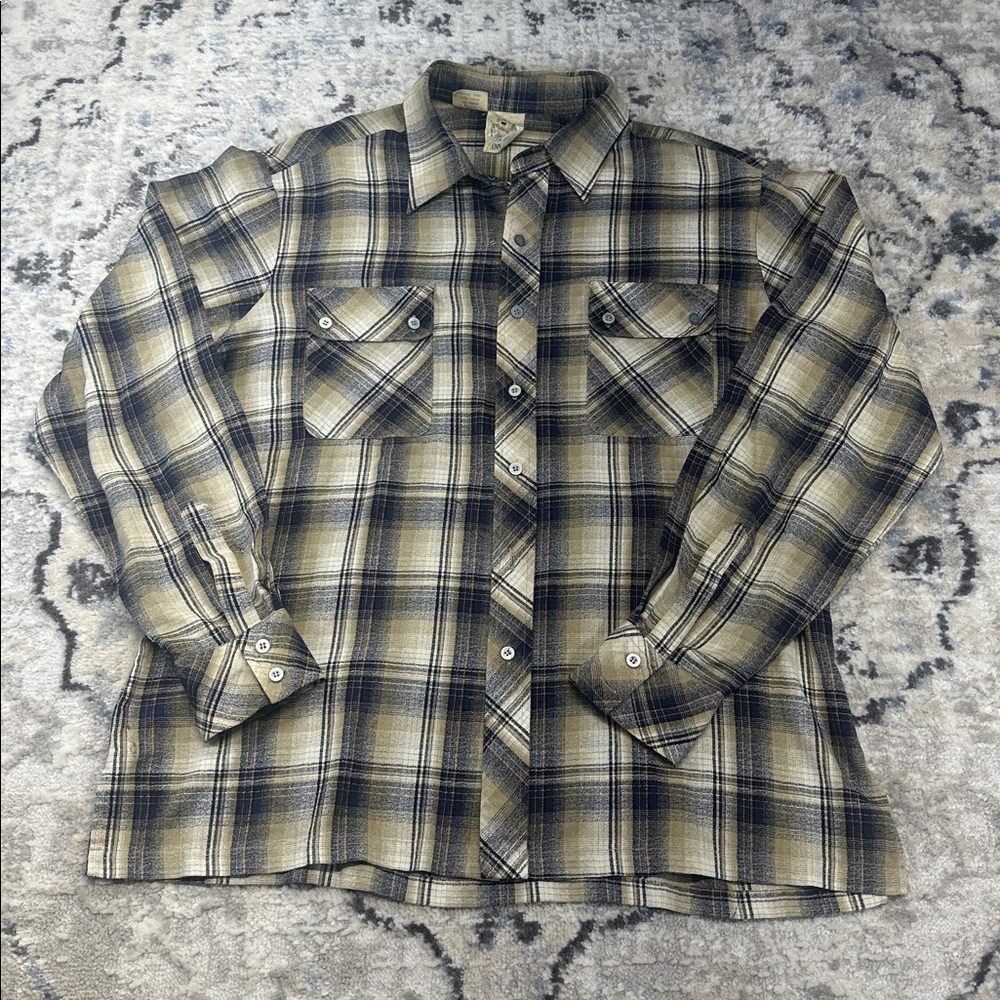 Kennington Men’s XL Beige Navy Plaid Flannel Button-Up Shirt